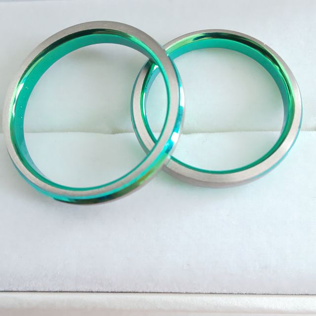 【輪-RIN-の口コミ】 結婚指輪の数ある中でシンプルかつスタイリッシュな指輪を探してました。…