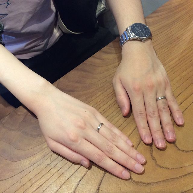 【ichi(イチ)の口コミ】 夫婦揃ってシンプルな指輪を希望していました。担当の方と何度も打ち合わ…
