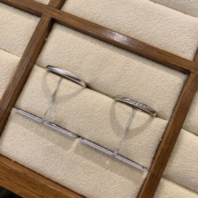 【TRECENTI(トレセンテ)の口コミ】 以前に1人でふらっと立ち寄った際に一番最初に気に入ったデザインで、2人…