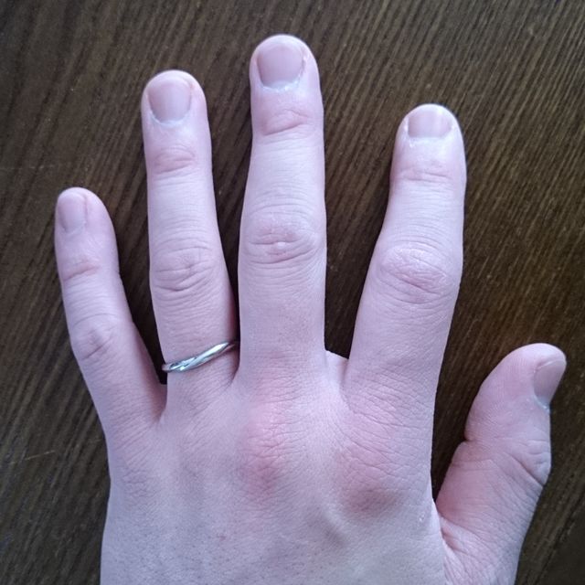 【アイプリモ(I-PRIMO)の口コミ】 まず彼女の気に入ったデザインである事。
2人の指に似合ったもので、予算…