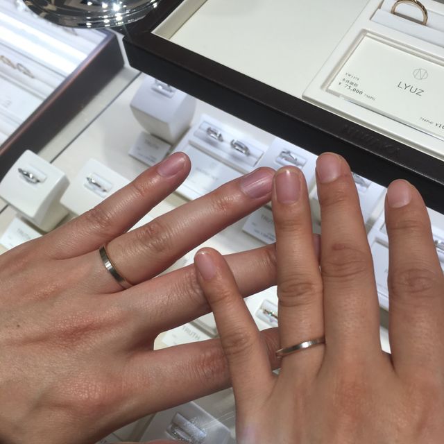 【N.Y.NIWAKA(ニューヨークニワカ)の口コミ】 様々なお店を見ましたが、シンプルなものを探していて一番しっくりきまし…