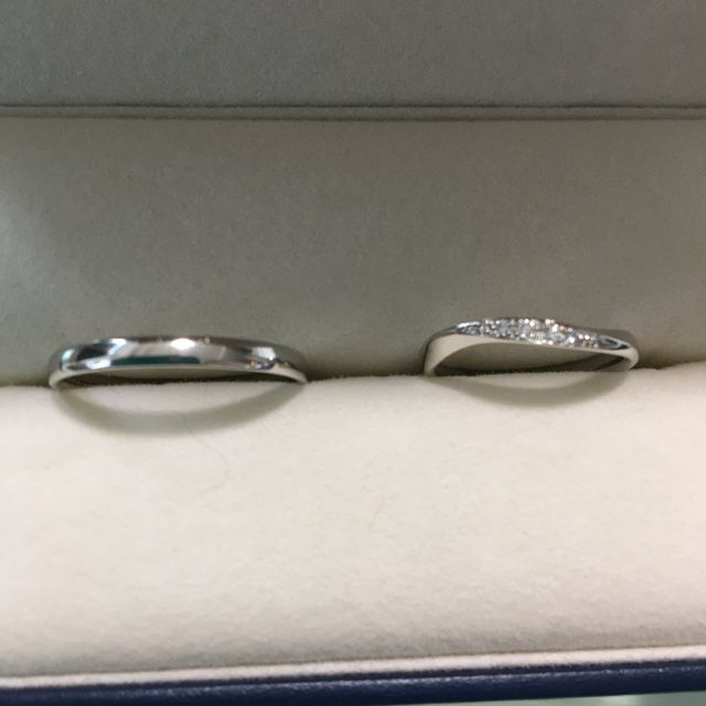 【GALA JEWELRY(ガラジュエリー)の口コミ】 他ブランドと同様のデザインで、値段が半分程だったのが決めてでした。結…