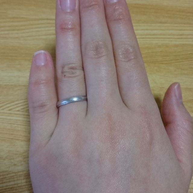 【STAR JEWELRY(スタージュエリー)の口コミ】 シンプルなものを探していたので、飾り石などないものが希望でした。でも…