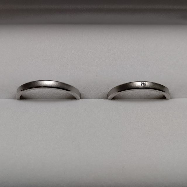 【Ptau(ピトー)の口コミ】 リバースマットのシンプルで落ち着いた雰囲気、つけ心地に惹かれて選びま…