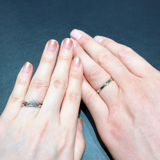 【ROYAL ASSCHER(ロイヤル・アッシャー)の口コミ】 シンプルで王道なデザインをずっと探していて、ブランドのストーリーから…