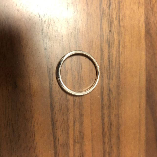 【ラザール ダイヤモンド(LAZARE DIAMOND)の口コミ】 指輪のデザインがシンプルで、婚約指輪と同じブランドであったこと。
妻と…