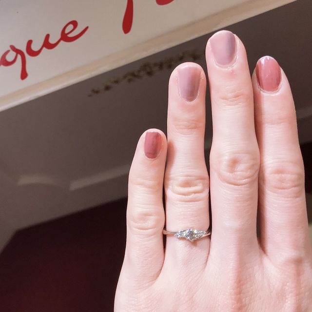 【アンジェリックフォセッテ(Angelique Fossette)の口コミ】 元から欲しいデザインを調べて行ったので早めに決めることができました。…