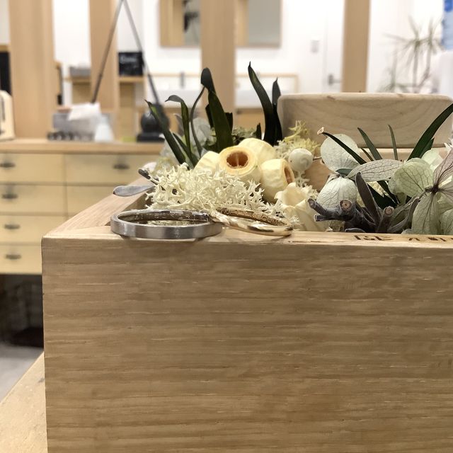 【鎌倉彫金工房の口コミ】 手作りでお手頃な価格だったので決めました。ホームページにいくと、過去…