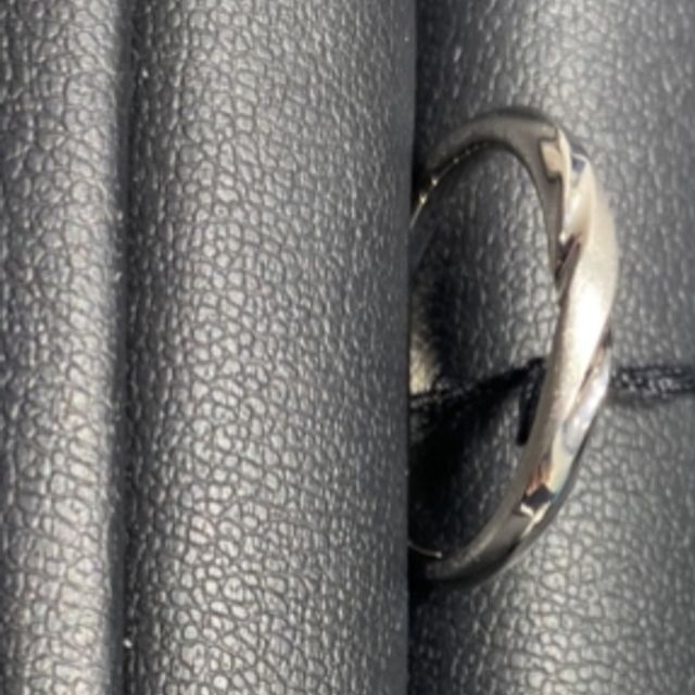 【エクセルコダイヤモンド(EXELCO DIAMOND)の口コミ】 シンプルなデザインの中に、マットな部分があったりとこだわりポイントが…