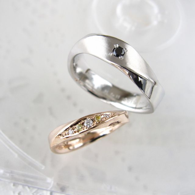 【ジュエリームナカタ(Jewelry MUNAKATA)の口コミ】 既製品ではなく自分達で考えた物が欲しかった為、色々とインターネットな…