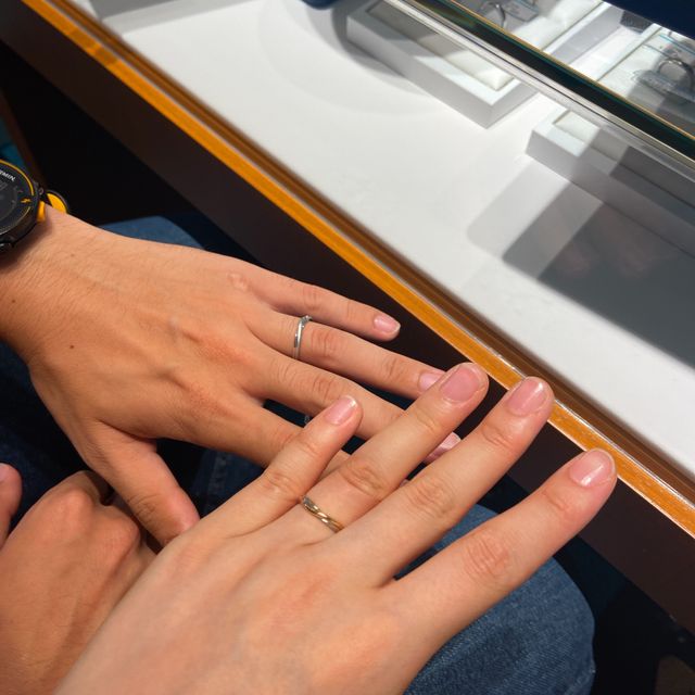 【銀座ダイヤモンドシライシの口コミ】 普段からアクセサリーはゴールドばかりなので、プラチナには違和感がある…