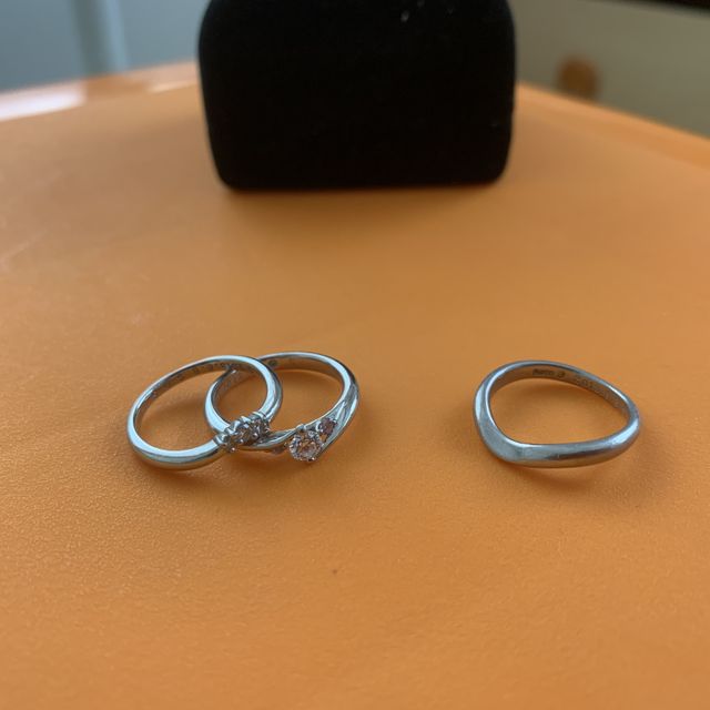 【アイプリモ(I-PRIMO)の口コミ】 妻の場合は、仕事柄常につけることができない為、石が多めで、かつシンプ…