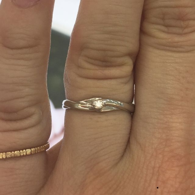 【STAR JEWELRY(スタージュエリー)の口コミ】 ネットで見かけて気に入り、四国から海を渡って岡山まで試着しに行きまし…