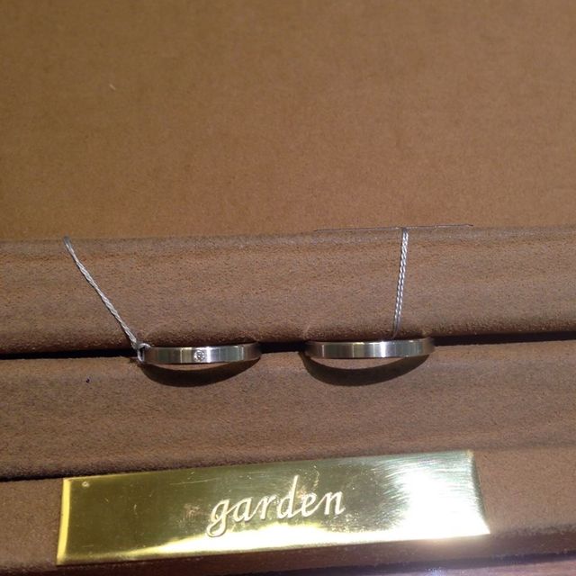 【Gabi Tolkowsky(ガビ・トルコフスキー)の口コミ】 デザインがシンプルで普段使いできそうなところが気に入りました！！
つけ…