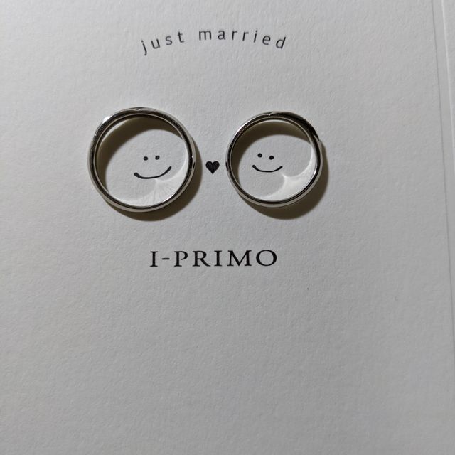 【アイプリモ(I-PRIMO)の口コミ】 ダイヤが入っていて、ウェイブラインのものが希望でした。
色々な種類があ…