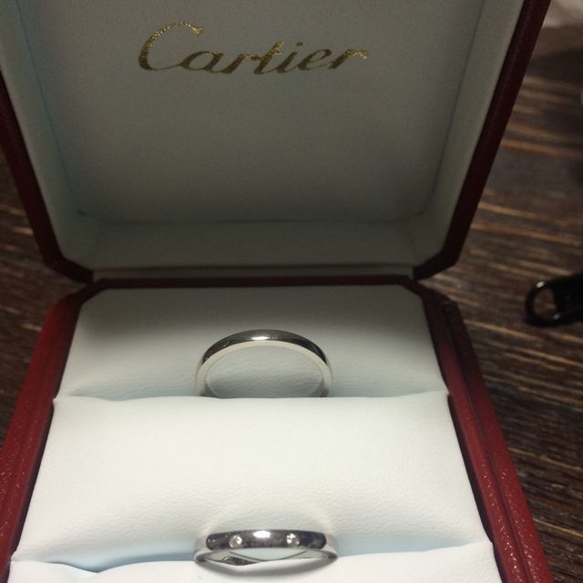 【カルティエ(Cartier)の口コミ】 結婚指輪は海外の有名ブランドと決めていましたが、どれもデザインが似通…