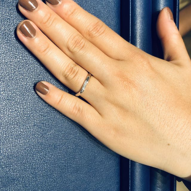 【銀座ダイヤモンドシライシの口コミ】 クレールという名前の指輪が王道なデザインと言われて少し違うデザインを…