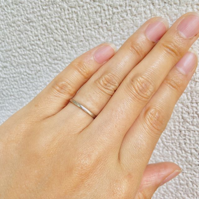 【アイプリモ(I-PRIMO)の口コミ】 シンプルなデザインの指輪にしたかったので、ダイヤなしで考えていました…