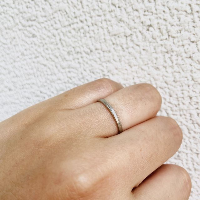 【アイプリモ(I-PRIMO)の口コミ】 シンプルなデザインの指輪にしたかったので、ダイヤなしで考えていました…