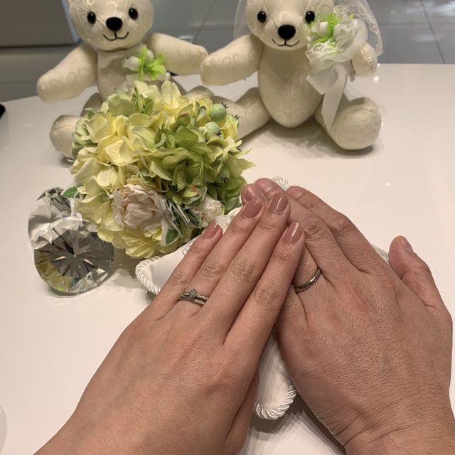 【4℃ BRIDAL(ヨンドシーブライダル)の口コミ】 値段設定と品質の良さから選びました。これから先年を重ねる事も考慮した…