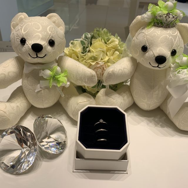 【4℃ BRIDAL(ヨンドシーブライダル)の口コミ】 値段設定と品質の良さから選びました。これから先年を重ねる事も考慮した…