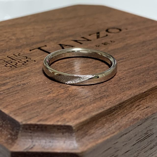 【TANZO.(鍛造指輪)の口コミ】 フルオーダーでこだわることができます。デザインも徹底的に詰めることが…