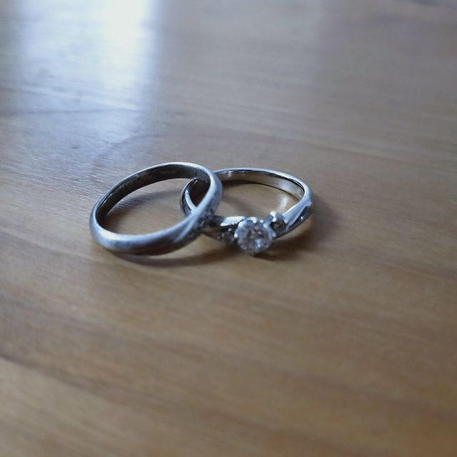 【アイプリモ(I-PRIMO)の口コミ】 まず店舗に並んである指輪をみて、その後個室で予算内でオススメ商品をい…