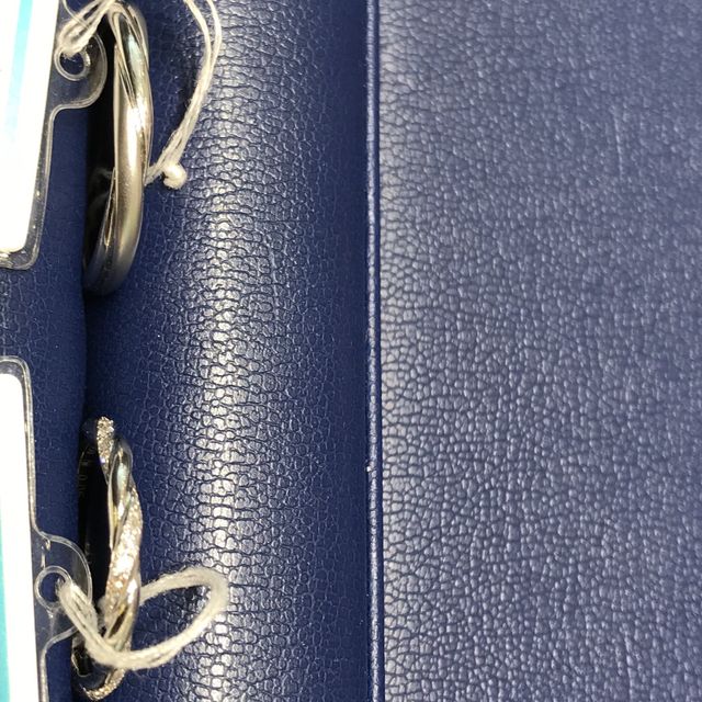 【銀座ダイヤモンドシライシの口コミ】 色んなお店に行きましたが、どの店舗にもないオシャレなデザインで一目惚…