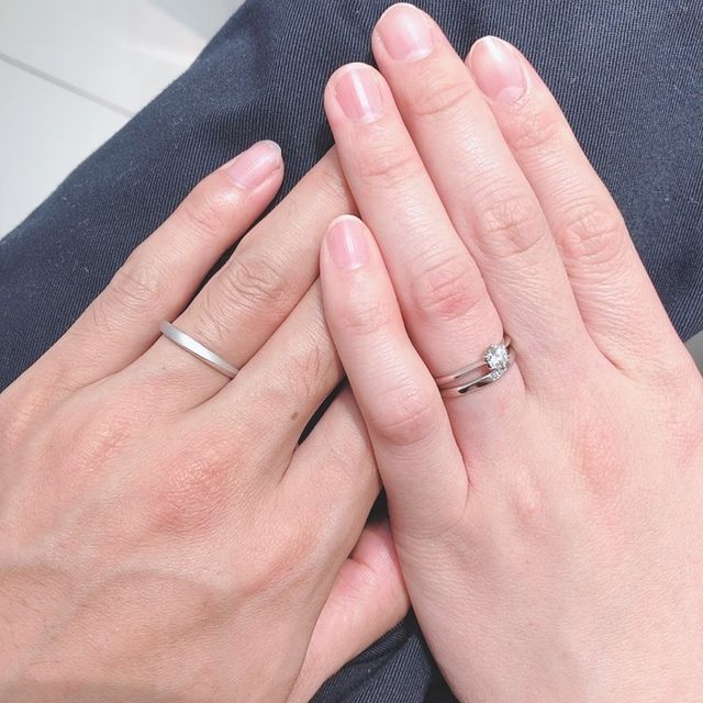 【4℃ BRIDAL(ヨンドシーブライダル)の口コミ】 初めはダイヤが多くてキラキラしたものを、とも思いましたが、普段使いす…