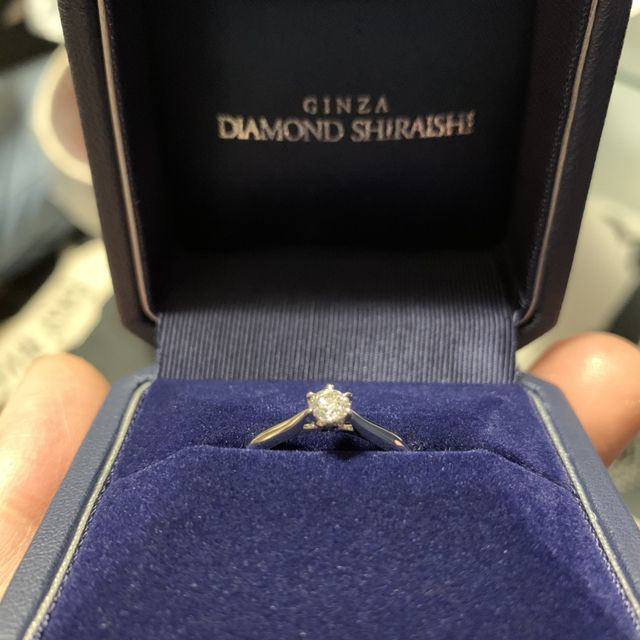 【銀座ダイヤモンドシライシの口コミ】 お店の方にいろいろと相談したところ、ダイヤモンドを自分(彼氏)が選んで…