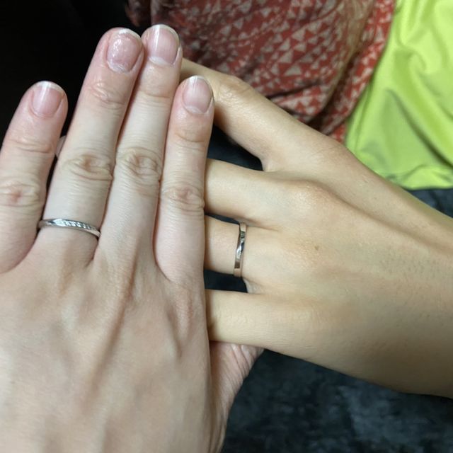 【アイプリモ(I-PRIMO)の口コミ】 まず見た瞬間に惹かれるほどの洗練された形でした。端にいくにつれてだん…