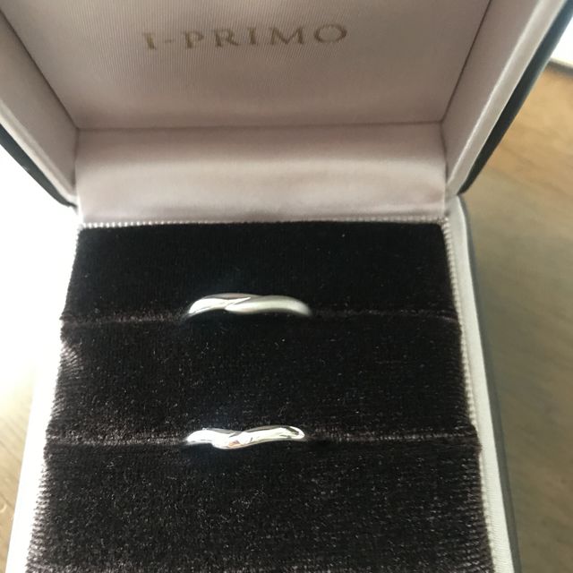 【アイプリモ(I-PRIMO)の口コミ】 付け心地が1番良かったのが決め手になりました。また、艶消しや石の数など…
