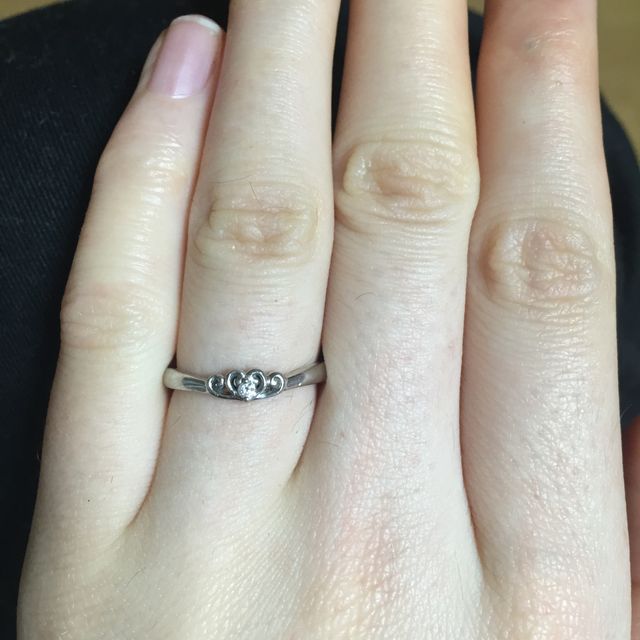 【4℃ BRIDAL(ヨンドシーブライダル)の口コミ】 リーズナブルな価格で夫の財布に優しかったのが一番です。あとは店員さん…