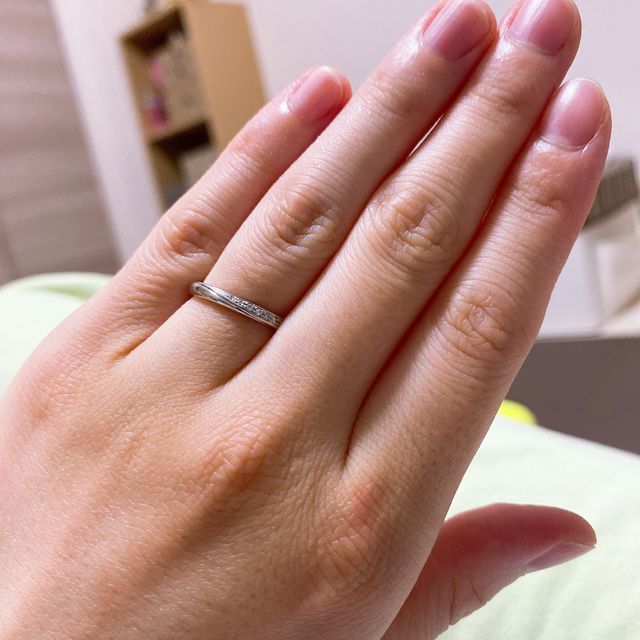 【4℃ BRIDAL(ヨンドシーブライダル)の口コミ】 手頃でデザインも気に入ったものだったのが決め手になり、4℃のものにしま…