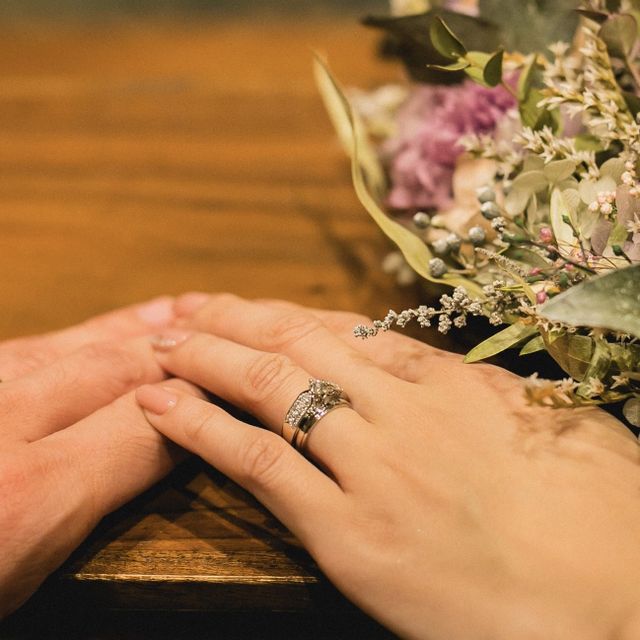 【ショーメ(CHAUMET)の口コミ】 歳を重ねても違和感なく着けられる、婚約指輪っぽくないデザインが決め手…