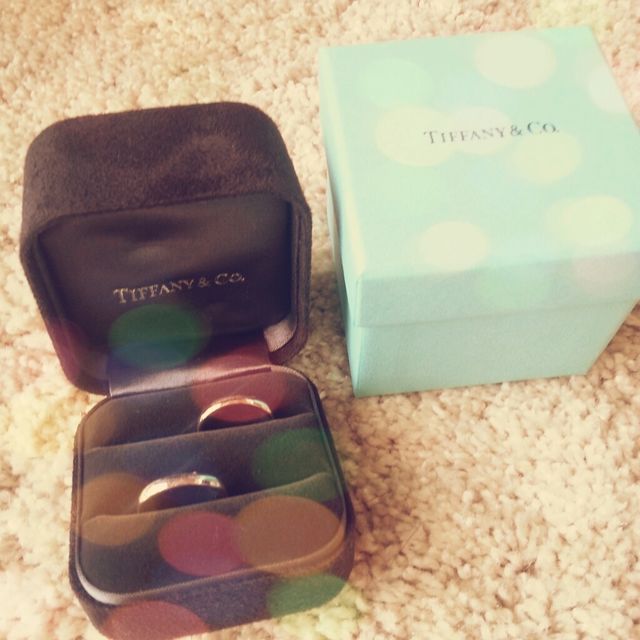 【ティファニー(Tiffany & Co.)の口コミ】 婚約指輪がTiffanyだったので、最初からTiffanyと決めて買いに行きました…
