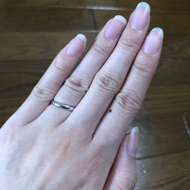 【アイプリモ(I-PRIMO)の口コミ】 指輪は2人ともTHE結婚指輪という感じのシンプルなものにしました。なので…