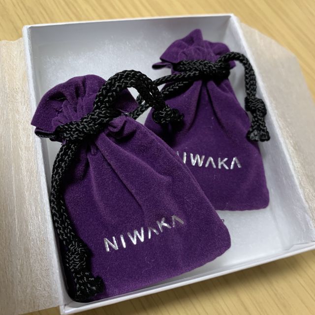 【俄(にわか)の口コミ】 飽きずにずっと着けられるシンプルな指輪を探していました。
他店でも試着…