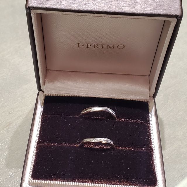 【アイプリモ(I-PRIMO)の口コミ】 男性のデザインが他にないデザインだったのと、ノクターナルのリングの意…
