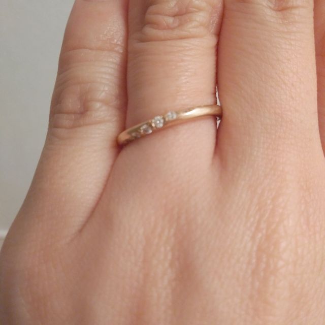 【JEWELRY  KAMATA(ジュエリーかまた)の口コミ】 シルバーの色ではなく、ピンク色っぽい温かい色合いを探していたのでぴっ…