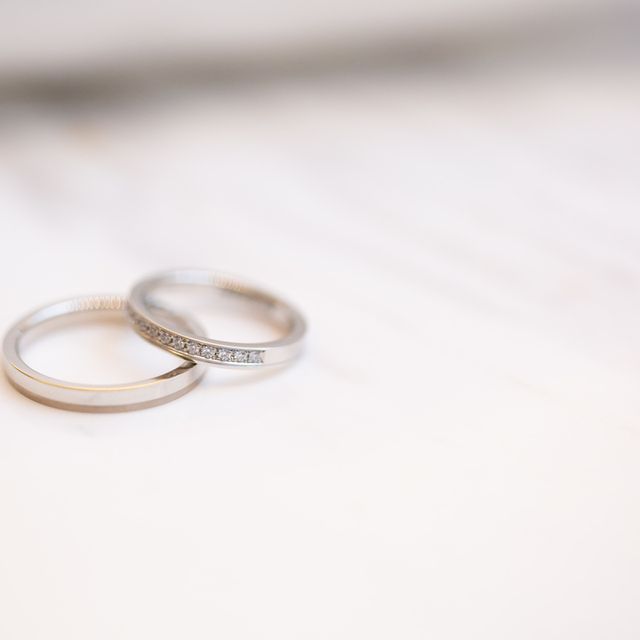 【ラザール ダイヤモンド(LAZARE DIAMOND)の口コミ】 シンプルなデザインとダイヤモンドの数、つけ心地に惹かれて購入しました…