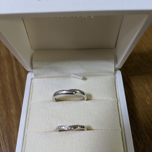 【TASAKI(タサキ)の口コミ】 シンプルでありながら、特徴のあるデザインに惹かれました。エタニティも…
