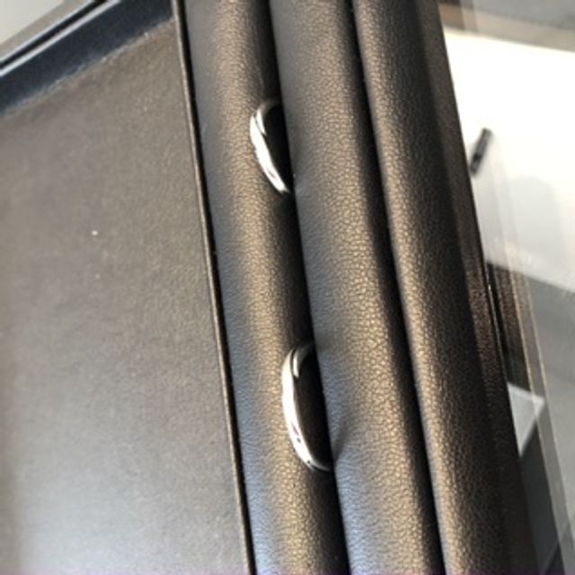 【エクセルコダイヤモンド(EXELCO DIAMOND)の口コミ】 婚約指輪もこちらで購入し、とても気に入っていたのでブランドは迷いませ…