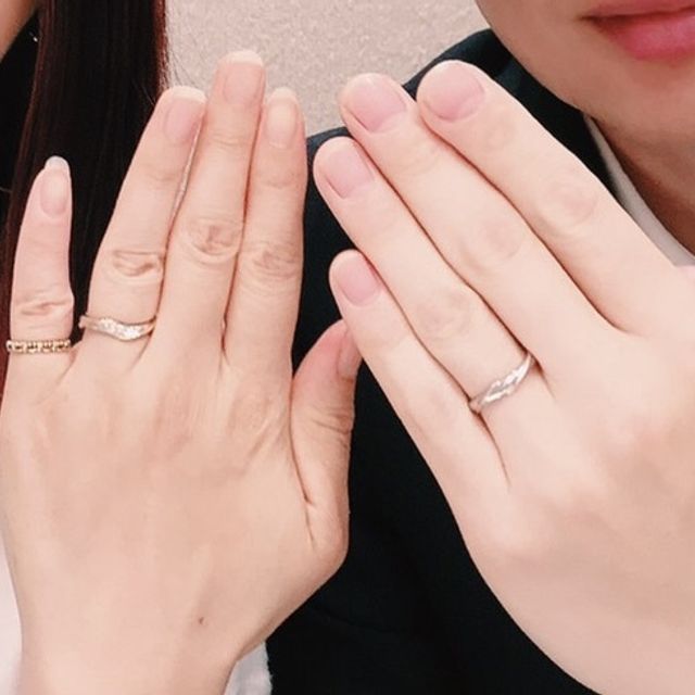 【アイプリモ(I-PRIMO)の口コミ】 指輪のデザインですぐに気にいることができました。

またデザインを細部…