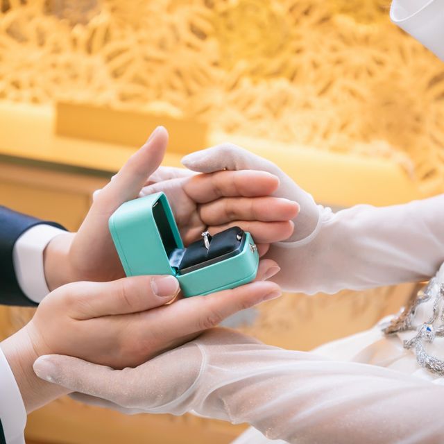 【ティファニー(Tiffany & Co.)の口コミ】 高校の卒業祝いで初めてティファニーをもらったことがすごく思い出に残っ…