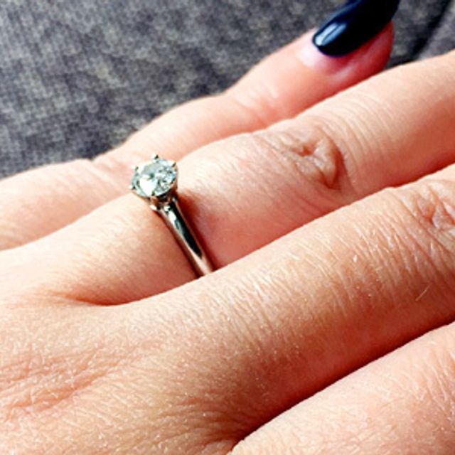 【ティファニー(Tiffany & Co.)の口コミ】 正直、一生に一度のことなのでハリーウィンストン等の指輪も気になりまし…