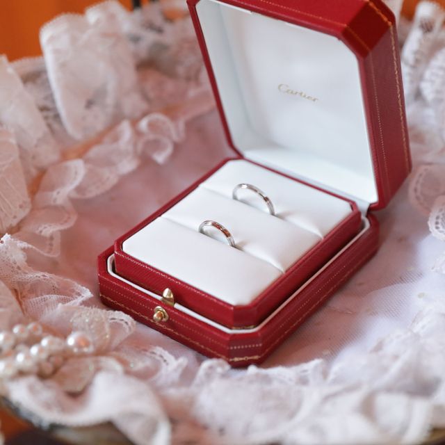 【カルティエ(Cartier)の口コミ】 つけっぱなしにしたいので、石なしのシンプルで、だけど少しデザインの入…