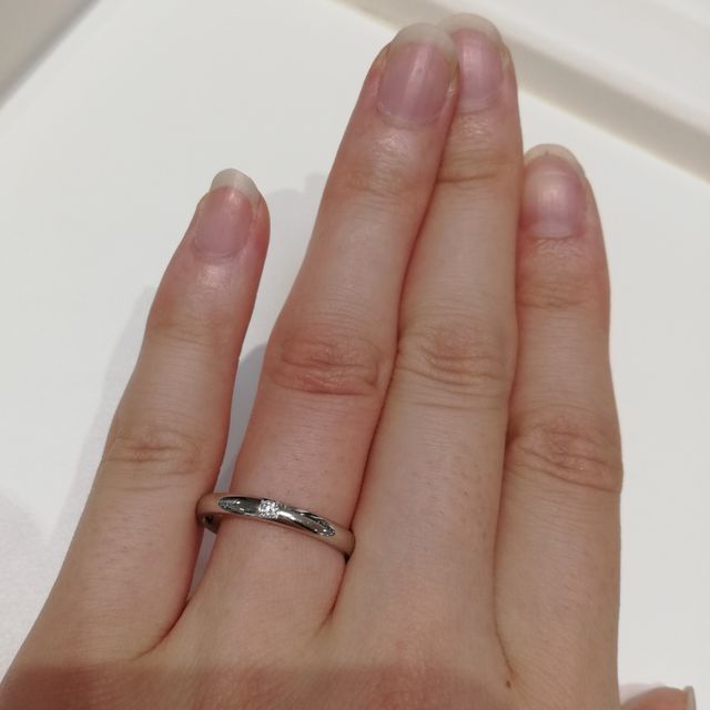 【MIKIMOTO(ミキモト)の口コミ】 定番でシンプルなデザインでした。ミルグレインがそれまで見た他のブラン…