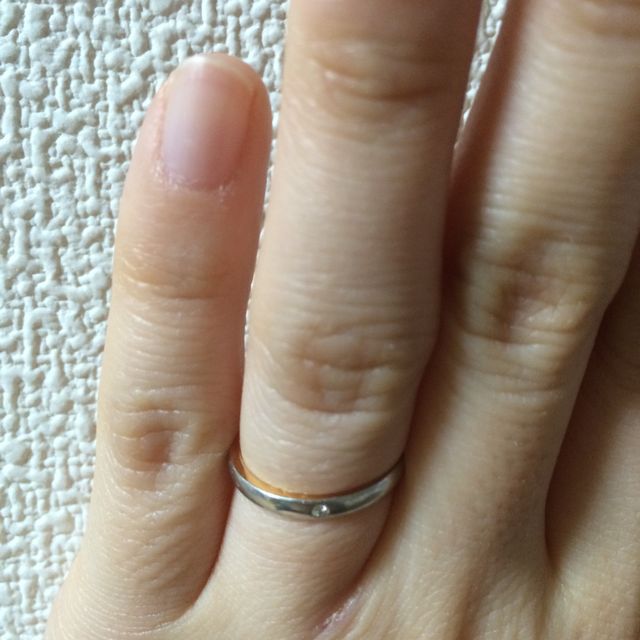 【ヴァンドーム青山(VENDOME AOYAMA)の口コミ】 主人はシンプル、私のは「ワンポントダイヤが入ったもの」と決めていまし…