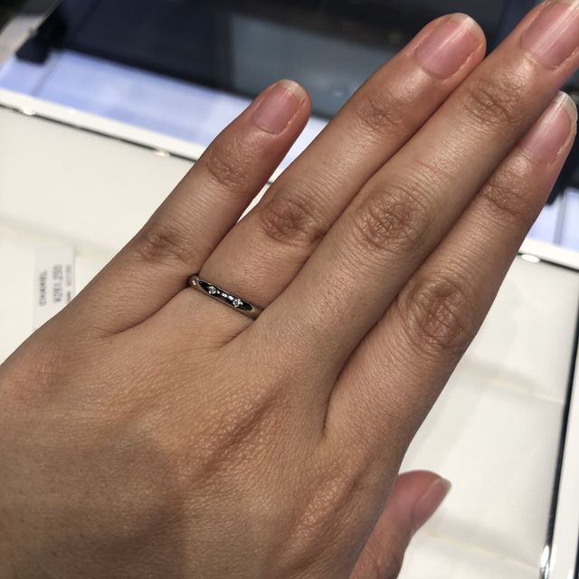 【シャネル(CHANEL)の口コミ】 あまりブライダルジュエリーのイメージがなかったのですが、付けてみると…